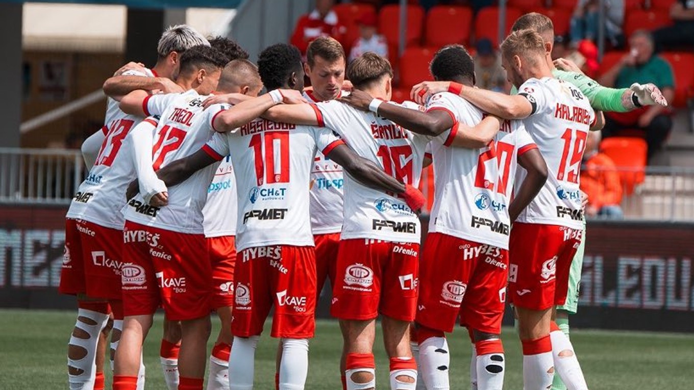 Hráči FK Pardubice