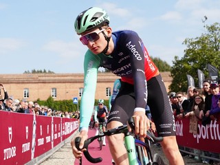 Francúzsky cyklista Paul Seixas.