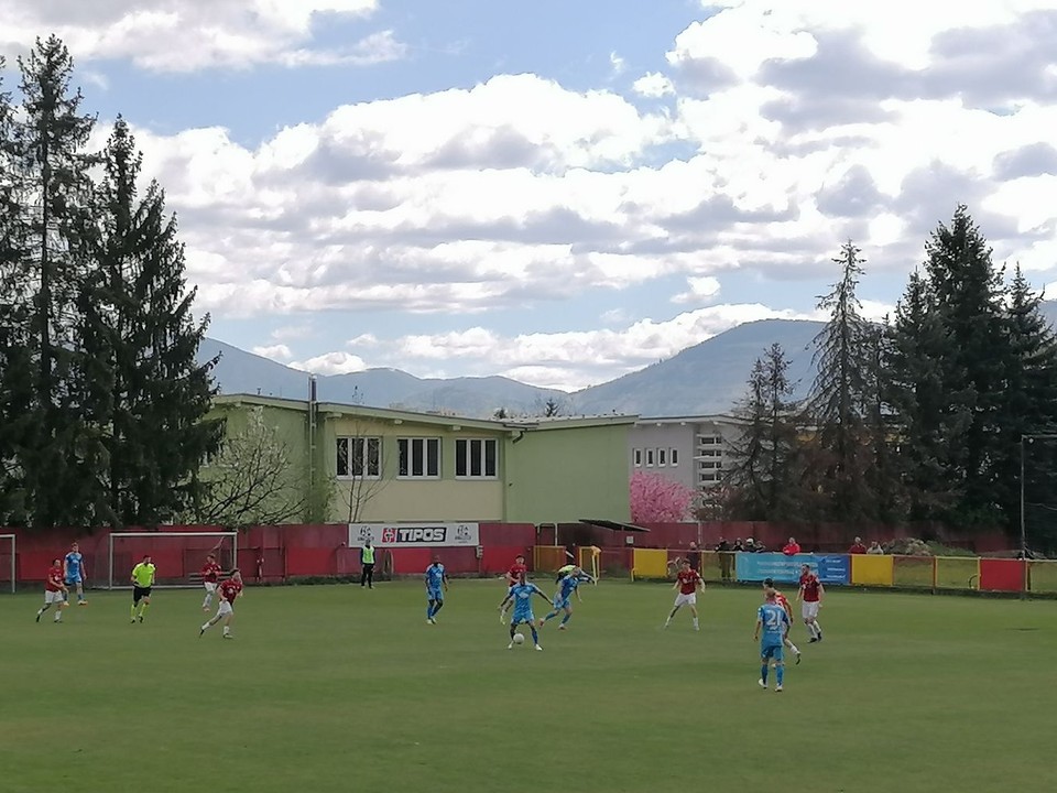 Momentka zo zápasu Bánová - Rimavská Sobota.