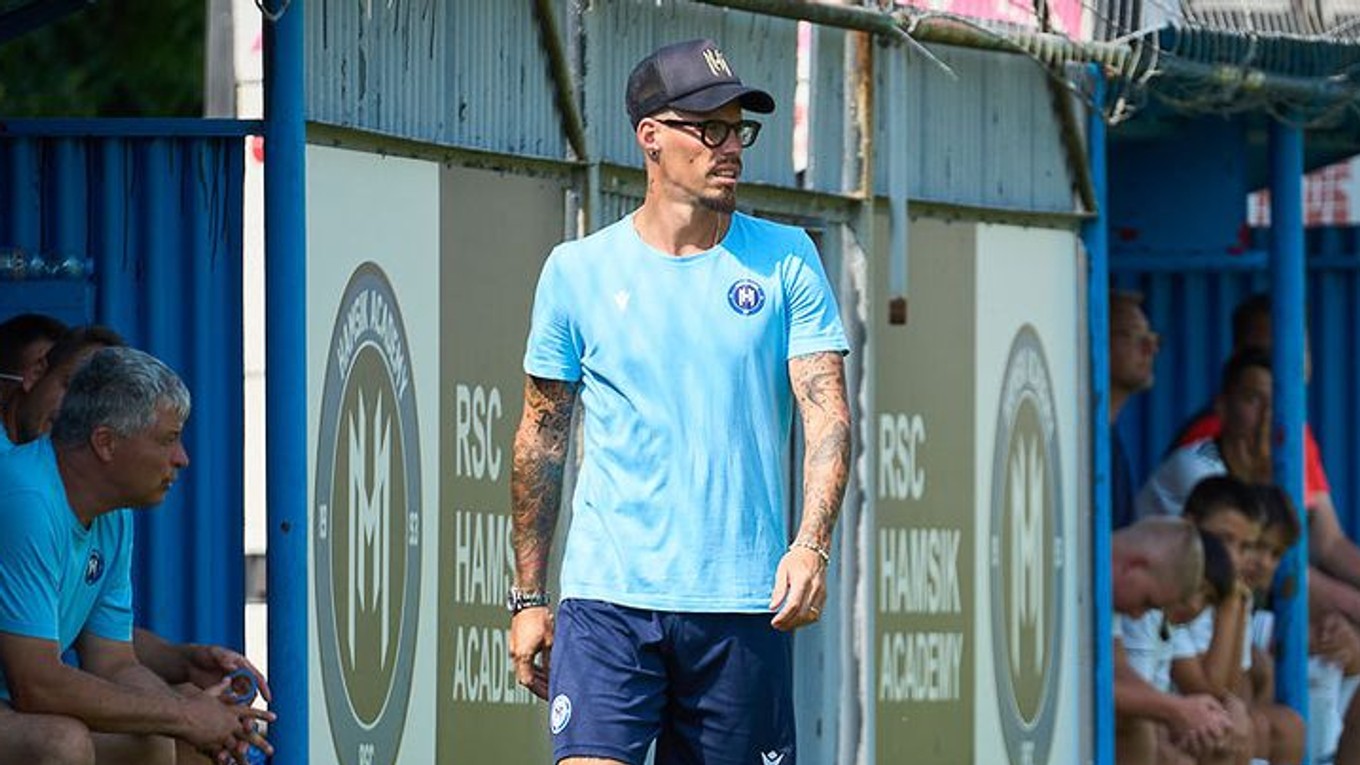 Marek Hamšík ako tréner v RSC Hamsik Academy.