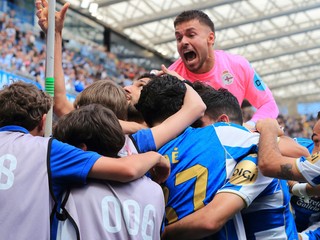 Futbalisti Coruña Deportiva.