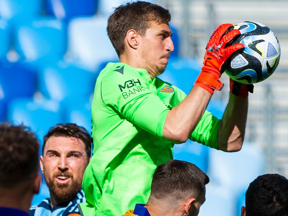 Brankár Aleksandar Popovič sa v rámci Niké ligy presunul z FC DAC Dunajská Streda do Slovana Bratislava.