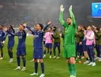 Hráči PSG oslavujú postup do semifinále Ligy majstrov
