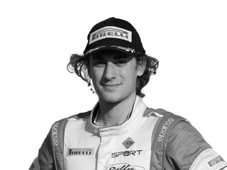 Taliansky jazdec Matteo Doretto.
