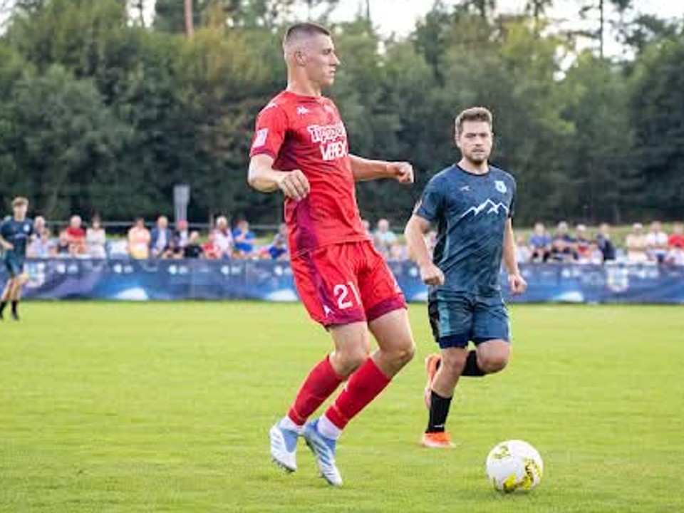 Futbalista Adam Joppa.