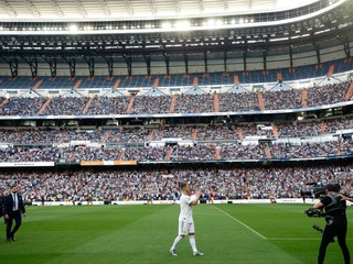 Eden Hazard pred fanúšikmi Realu Madrid.