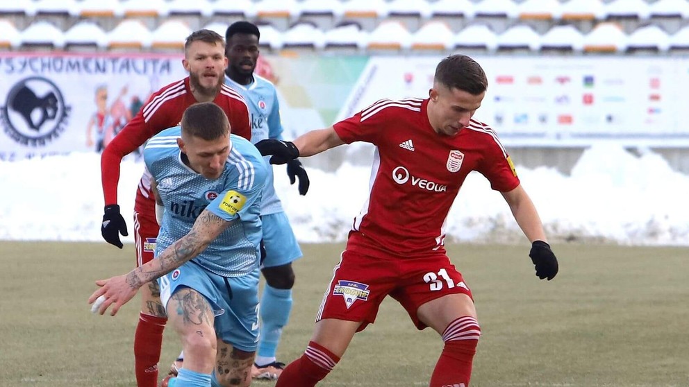 Na snímke zľava Juraj Kucka a Martin Rymarenko.