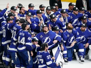 Hokejisti Tampa Bay Lightning zvíťazili vo finále NHL a získali Stanley Cup.