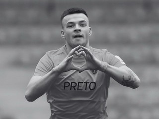 Do posledných chvíľ bol hrdinom. Mladý futbalista ešte chcel pomôcť druhému zranenému