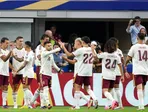 Futbalisti Španielska oslavujú gól na MS 2026.