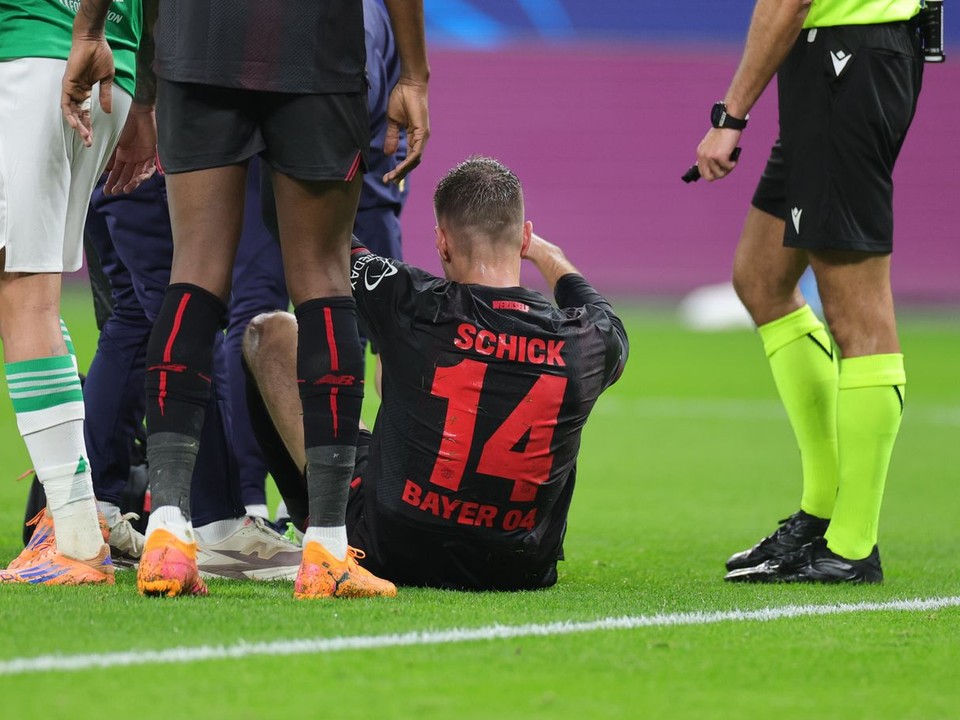 Zranený futbalista Leverkusensu Patrik Schick