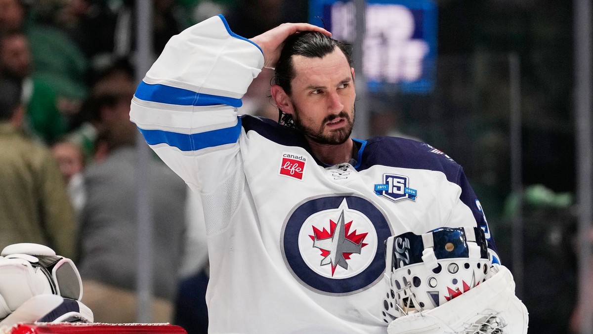 Connor Hellebuyck.