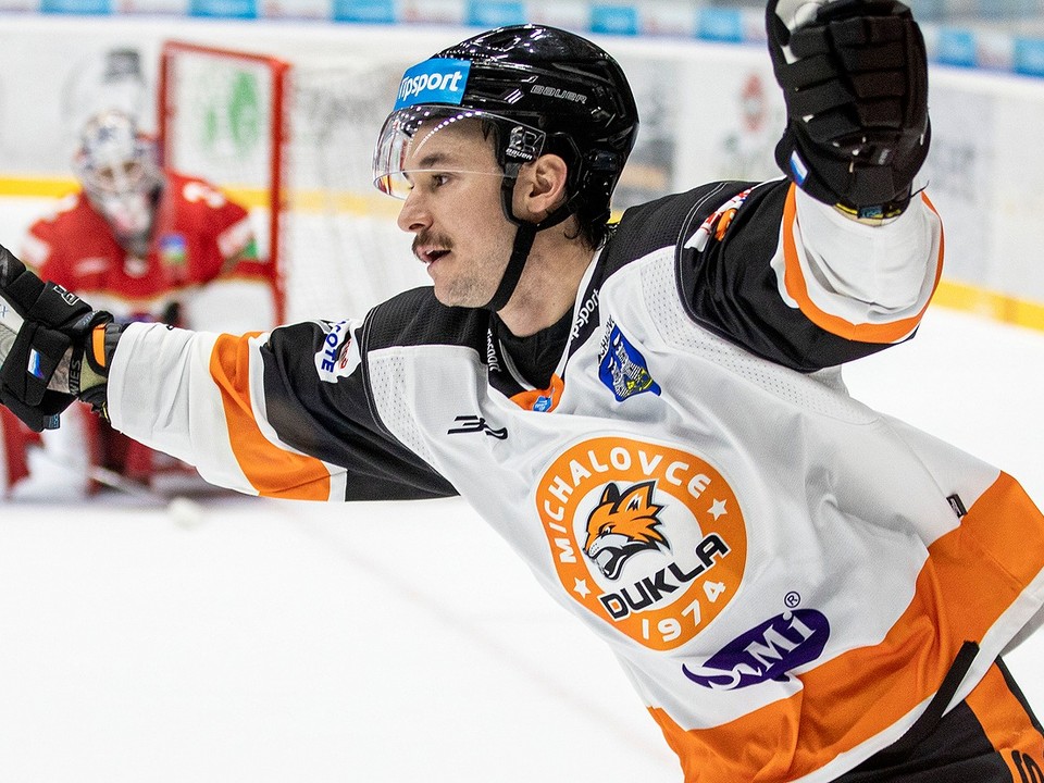 Jordan Martel v drese Michaloviec.