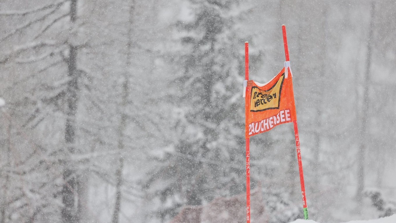 Pohľad na zasneženú zjazdovku v Zauchensee.