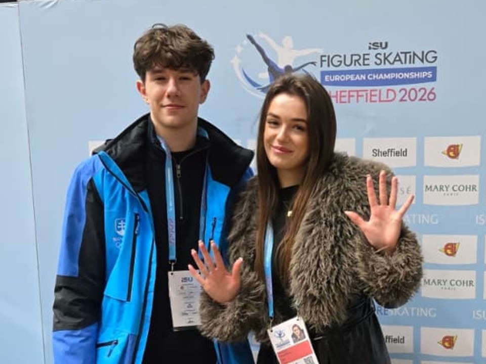 Adam Hagara so sestrou a trénerkou Alexandrou Hagarovou na ME v Sheffielde.