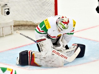 Bence Balizs počas MS v hokeji 2025. 