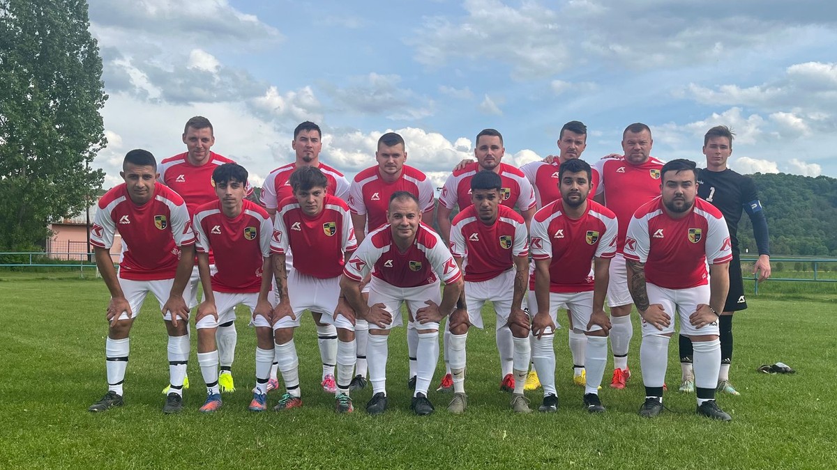 Roky sa skúšali prihlásiť do súťaže susedného okresu. V tejto sezóne našli riešenie