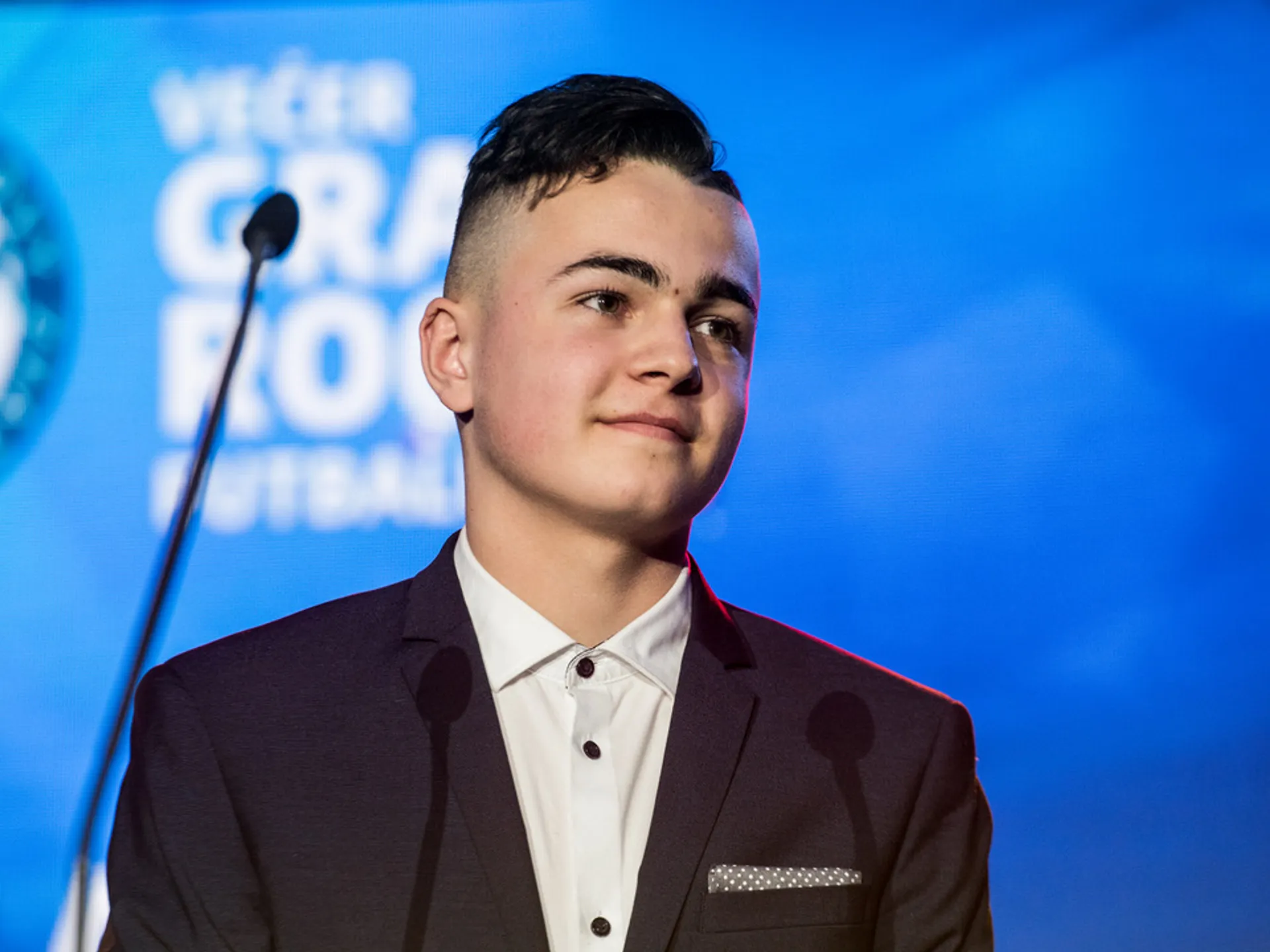 GRASSROOTS – Kanonier Matej Mišo: Učím sa od Kanea, snívam o reprezentačnom drese