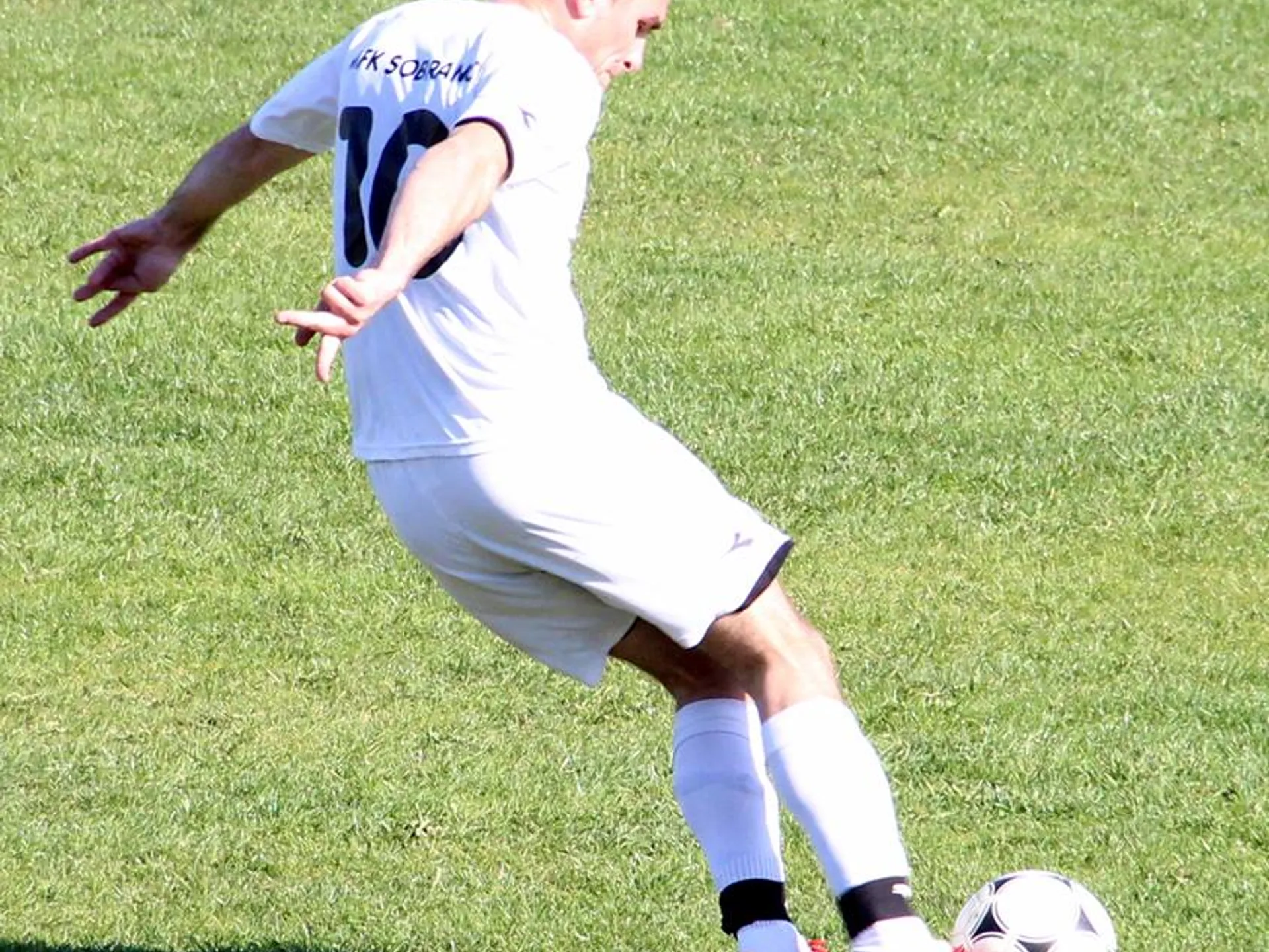 Desiatka Trhovíšť v VI. lige, šok z Tušíc TNV v VII. lige Západ a Podhoroď v VII. lige Východ je už posledná.