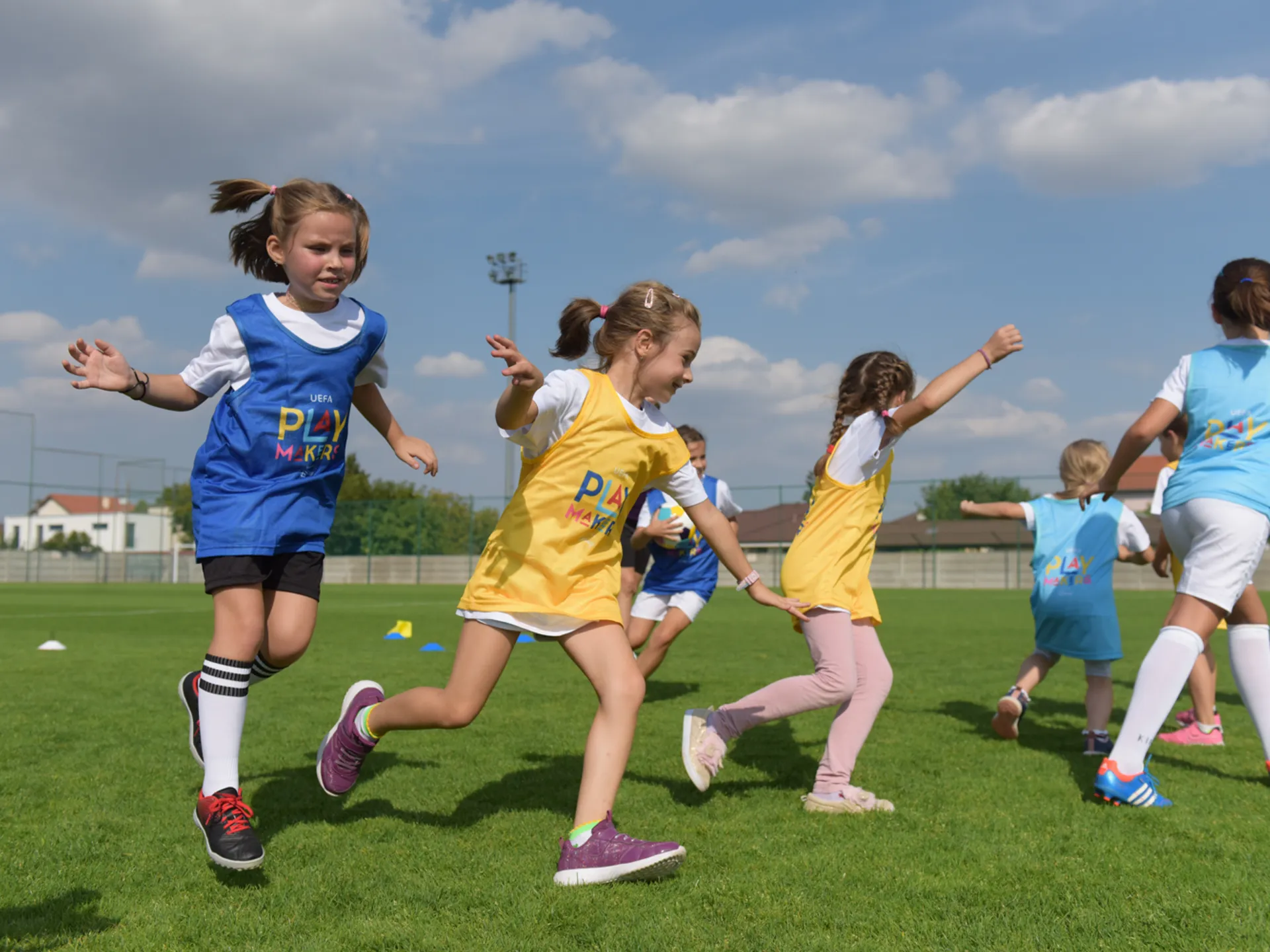 GRASSROOTS - Príležitosť pre 5 nových centier zapojiť sa do projektu UEFA Disney Playmakers 