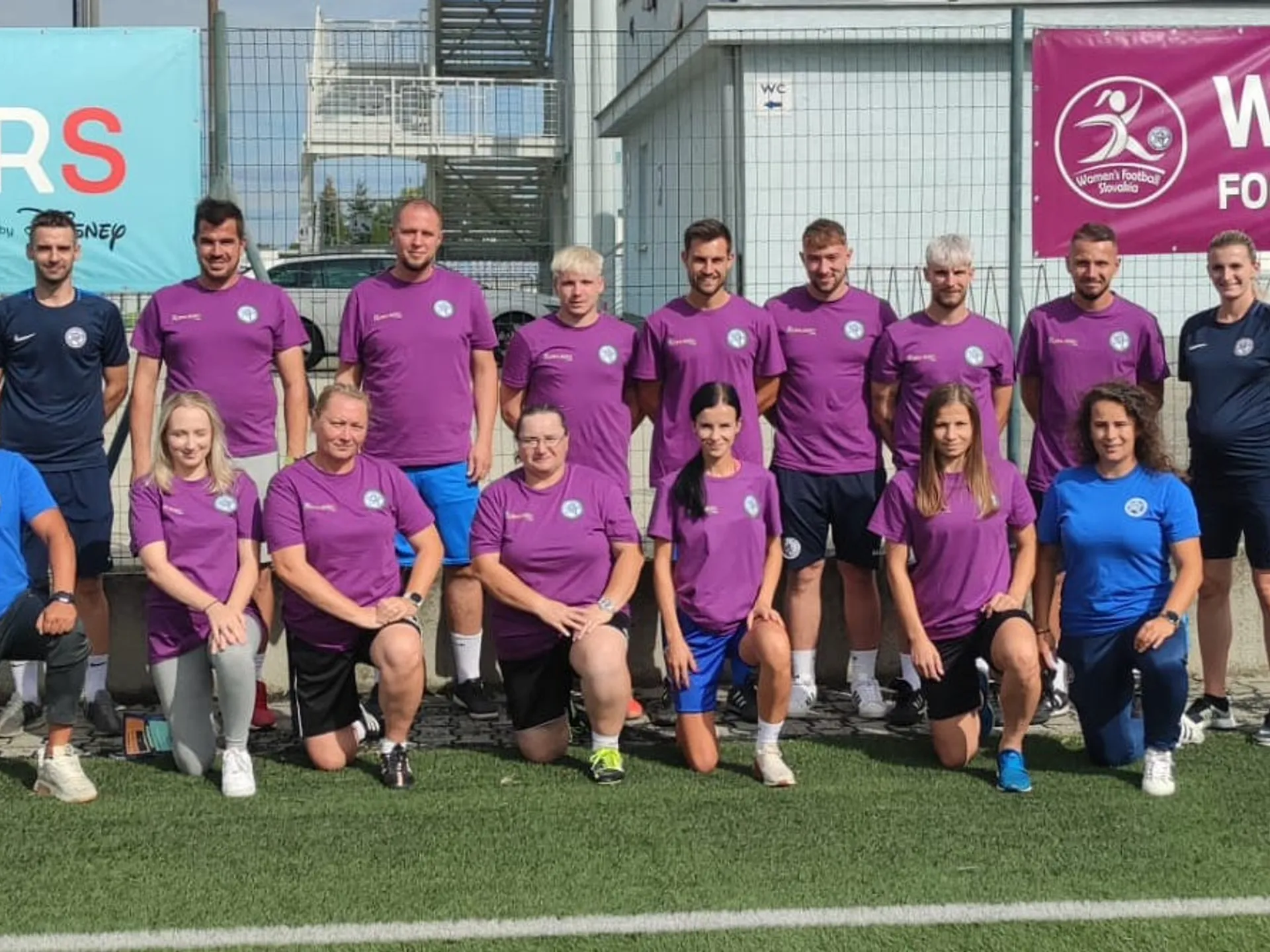 GRASSROOTS – Školenie nových trénerov v rámci projektu UEFA Disney Playmakers 