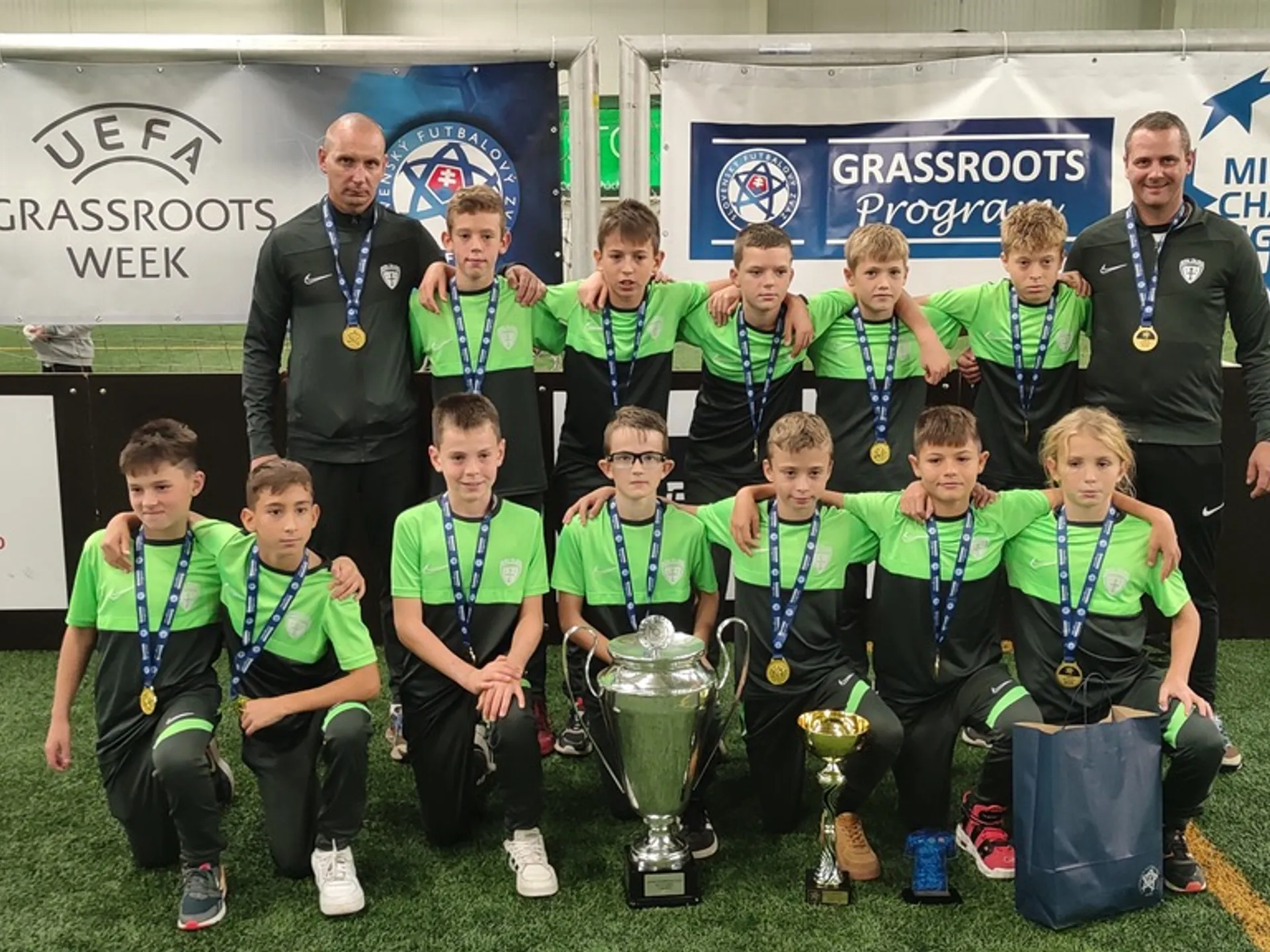 GRASSROOTS - Víťazmi Mini Champions Liga Slovensko 2022 žiaci a žiačky MŠK Žilina 
