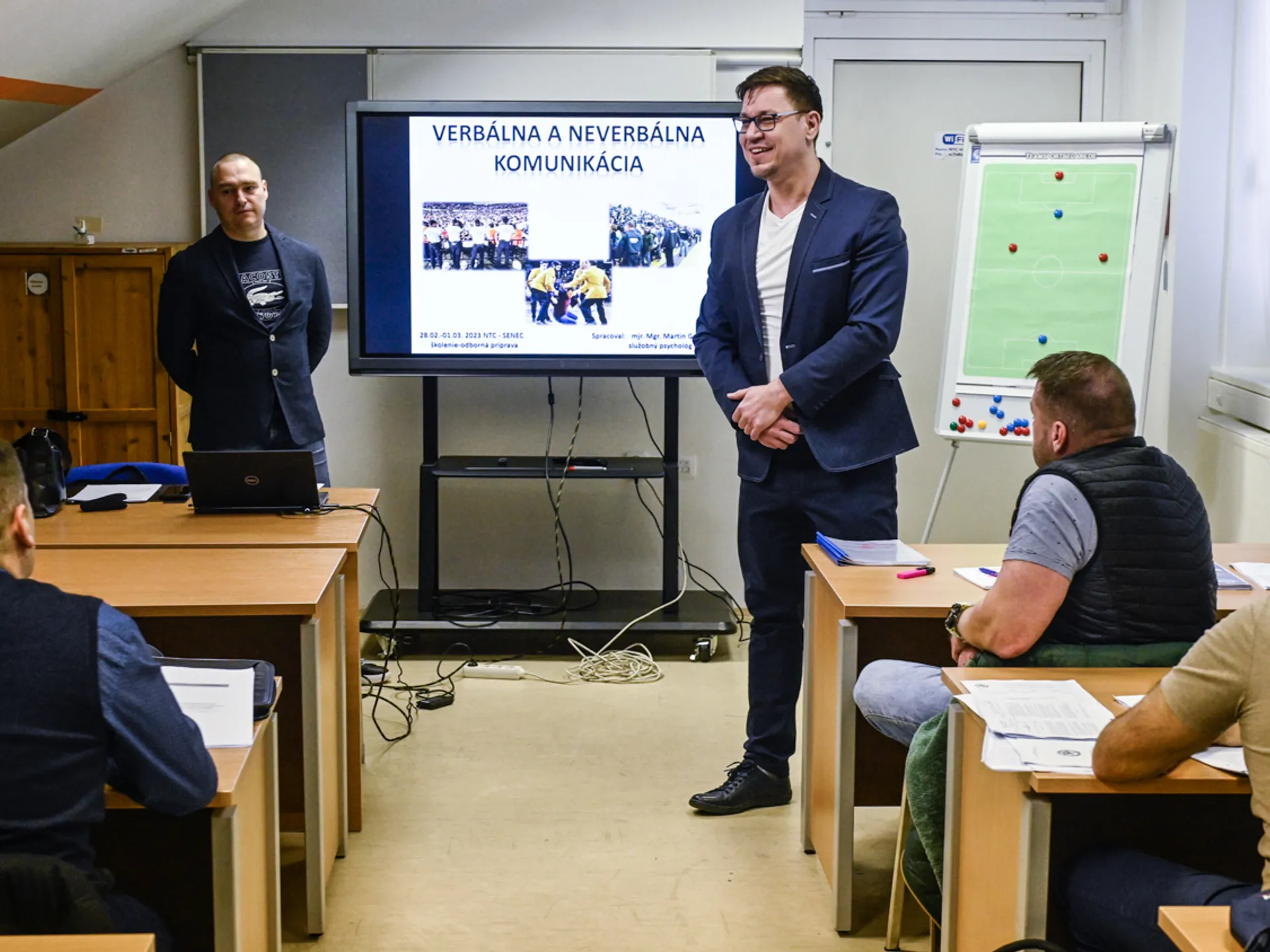  SFZ – Školenie pre usporiadateľov aj „bezpečákov“ s heslom Vypočujte si ľudí! 