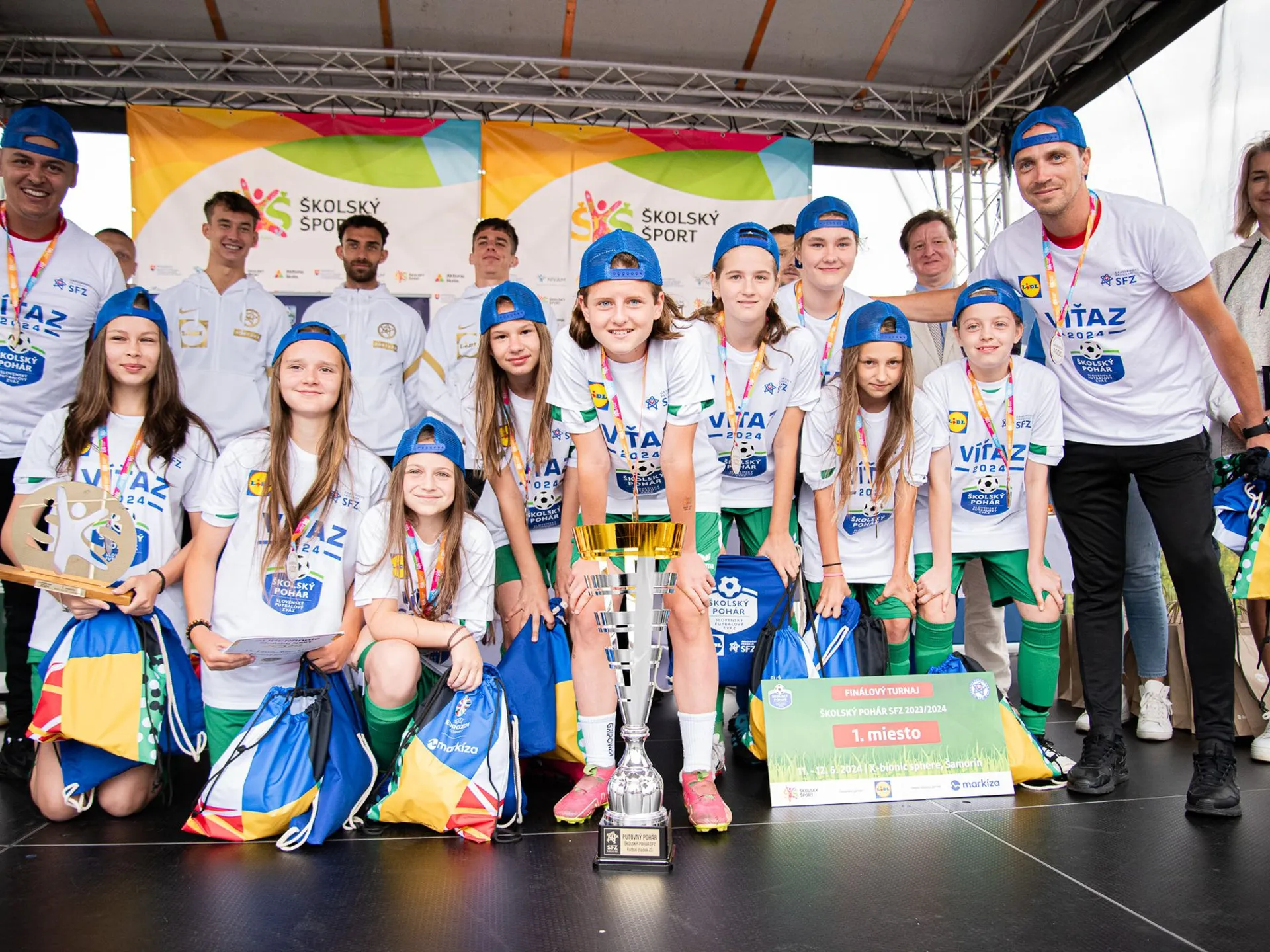 Školský pohár vo futbale.