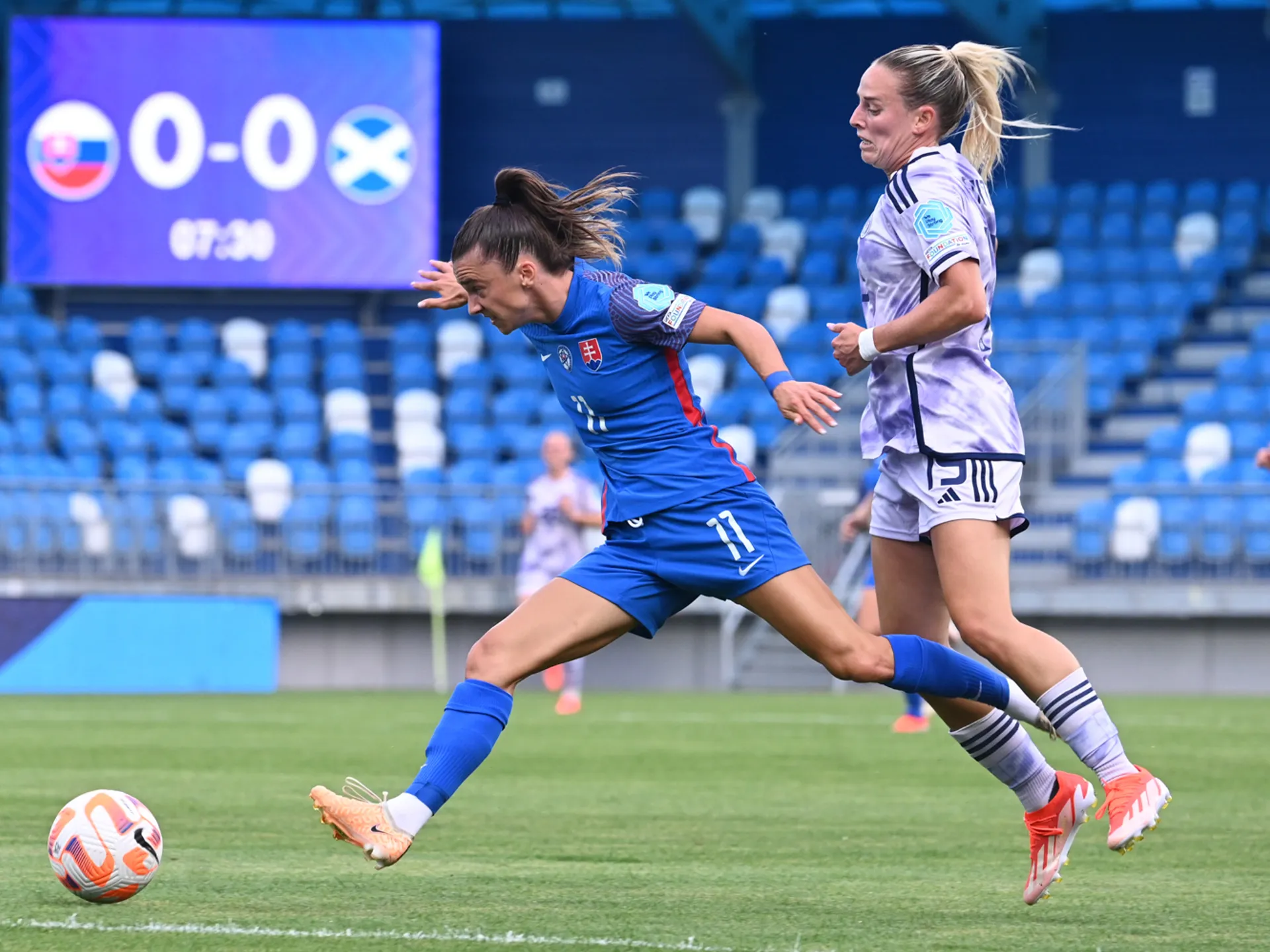 Zápas Sloveniek proti Škótkam v kvalifikačnom dueli ME 2025. 