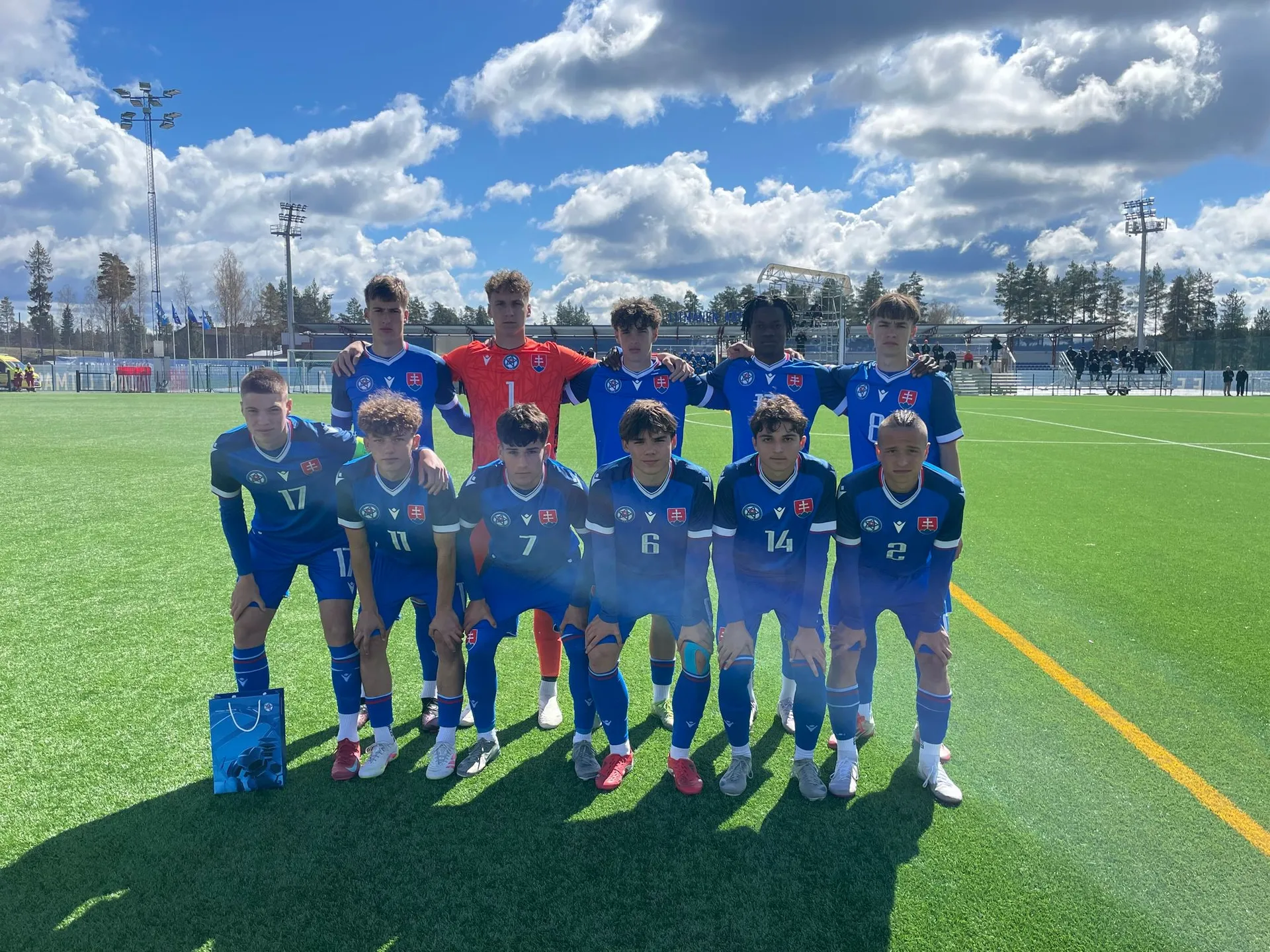 Reprezentácia do 15 rokov pred zápasom Maďarsko U15 – Slovensko U15 na Turnaji 4 krajín v Eerikkilä (29.4.2025)