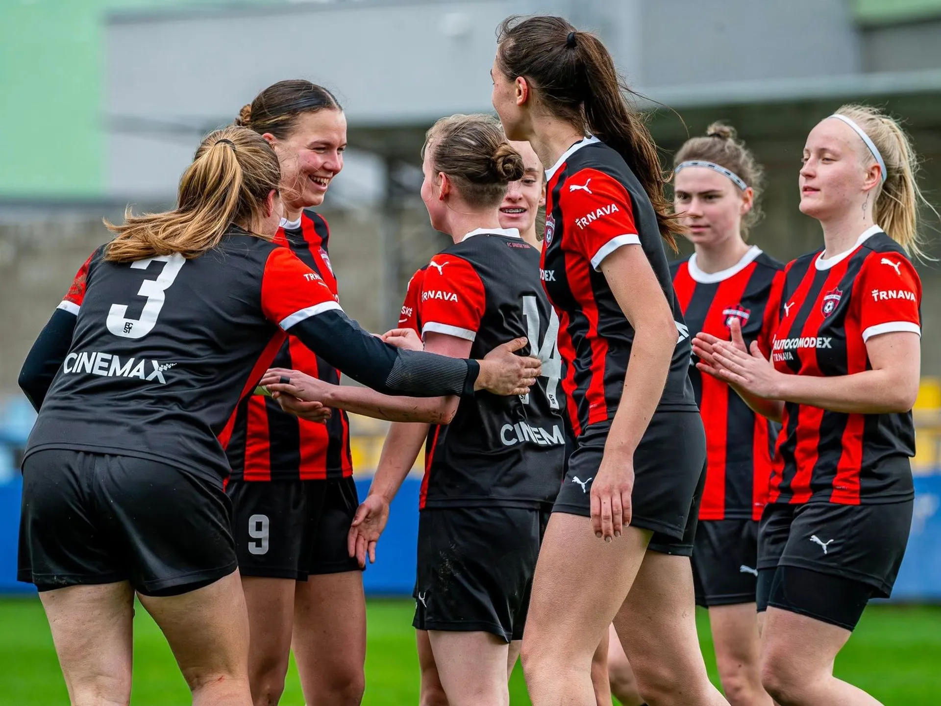 V zápase 4. kola nadstavbovej časti Demišport ligy 2024/25 zdolali hráčky FC Spartak Trnava na domácom ihrisku družstvo MFK Dukla Banská Bystrica 5:0.
