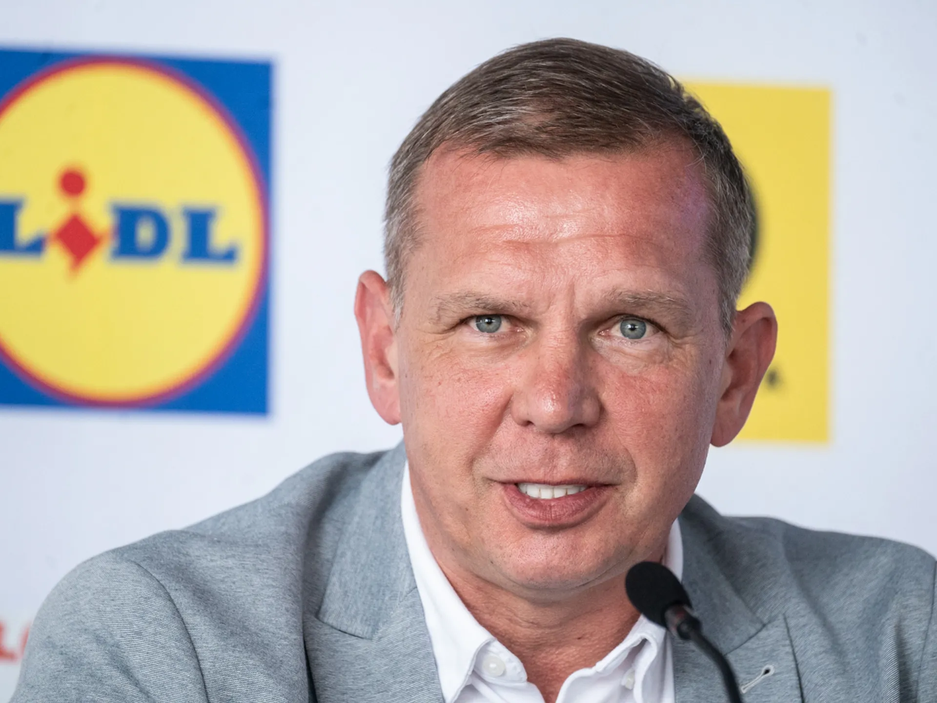 Tréner reprezentácie do 21 rokov Jaroslav Kentoš oznámil na tlačovej konferencii 25-člennú nomináciu na tréningový kemp a majstrovstvá Európy do 21 rokov 2025 25 hráčov.