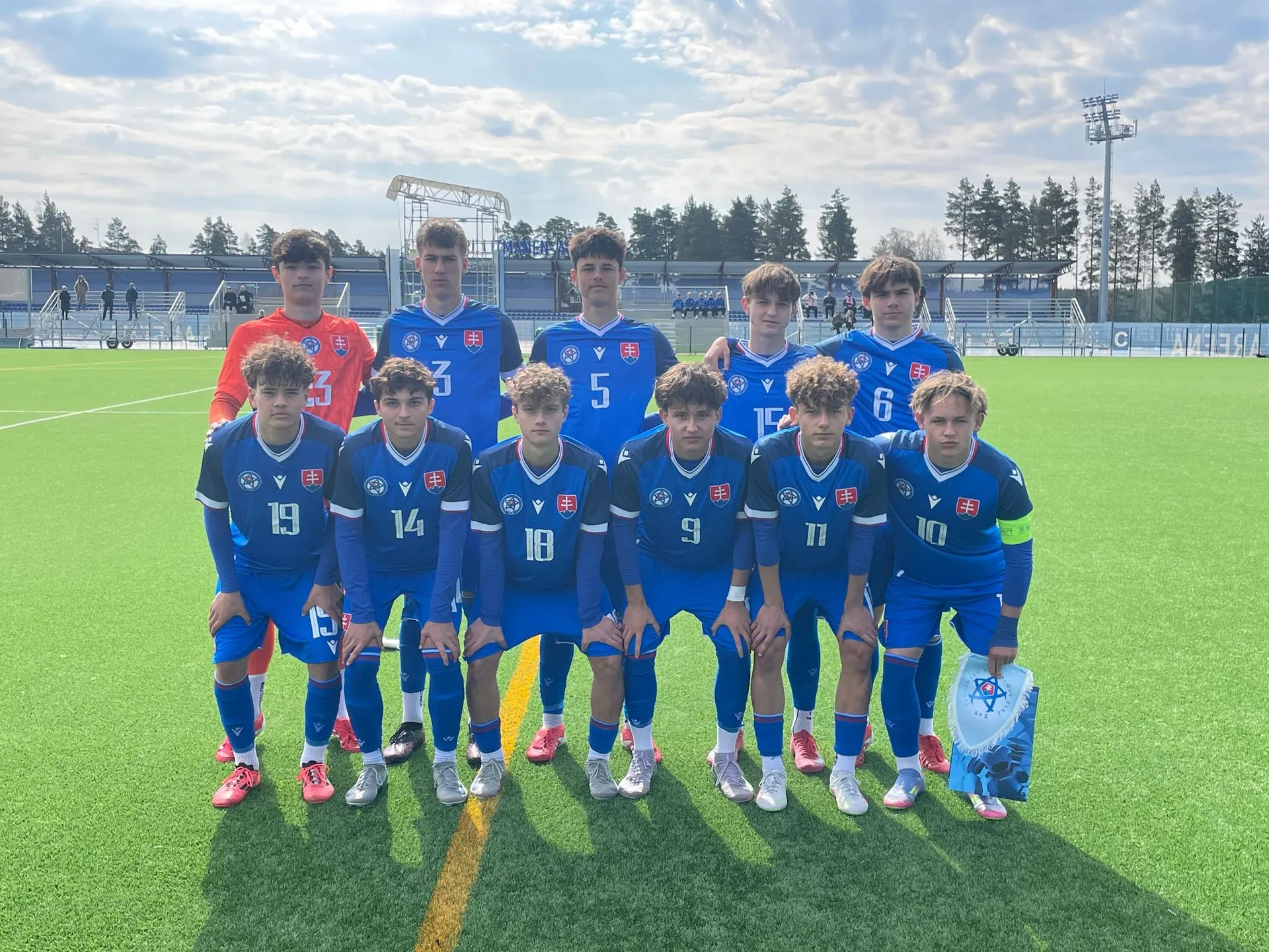 Reprezentácia do 15 rokov pred zápasom Poľsko U15 – Slovensko U15 na Turnaji 4 krajín v Eerikkilä (2.5.2025)