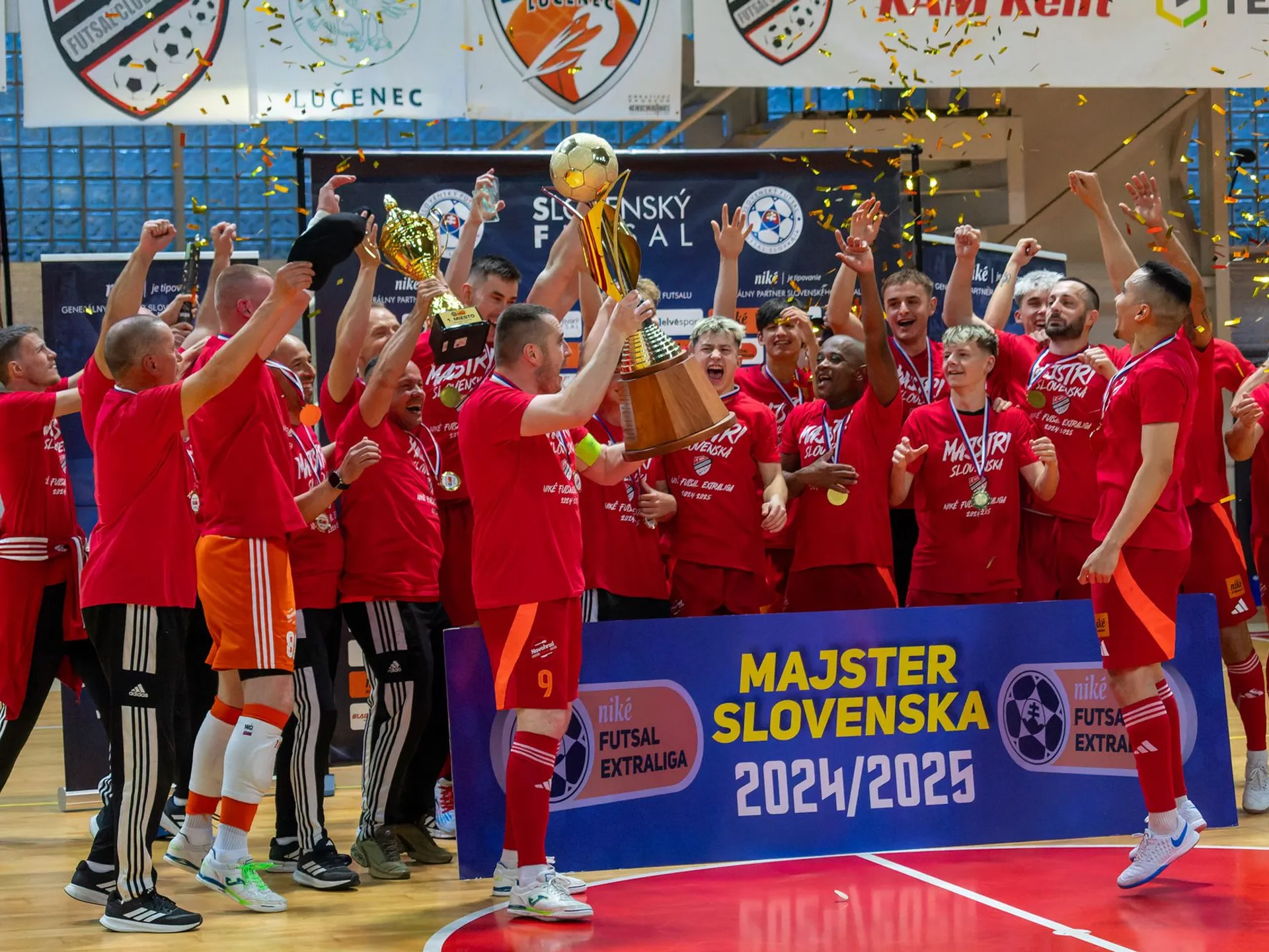 Tím Mimel Lučenec - Majster SR 2024/25 vo futsale.