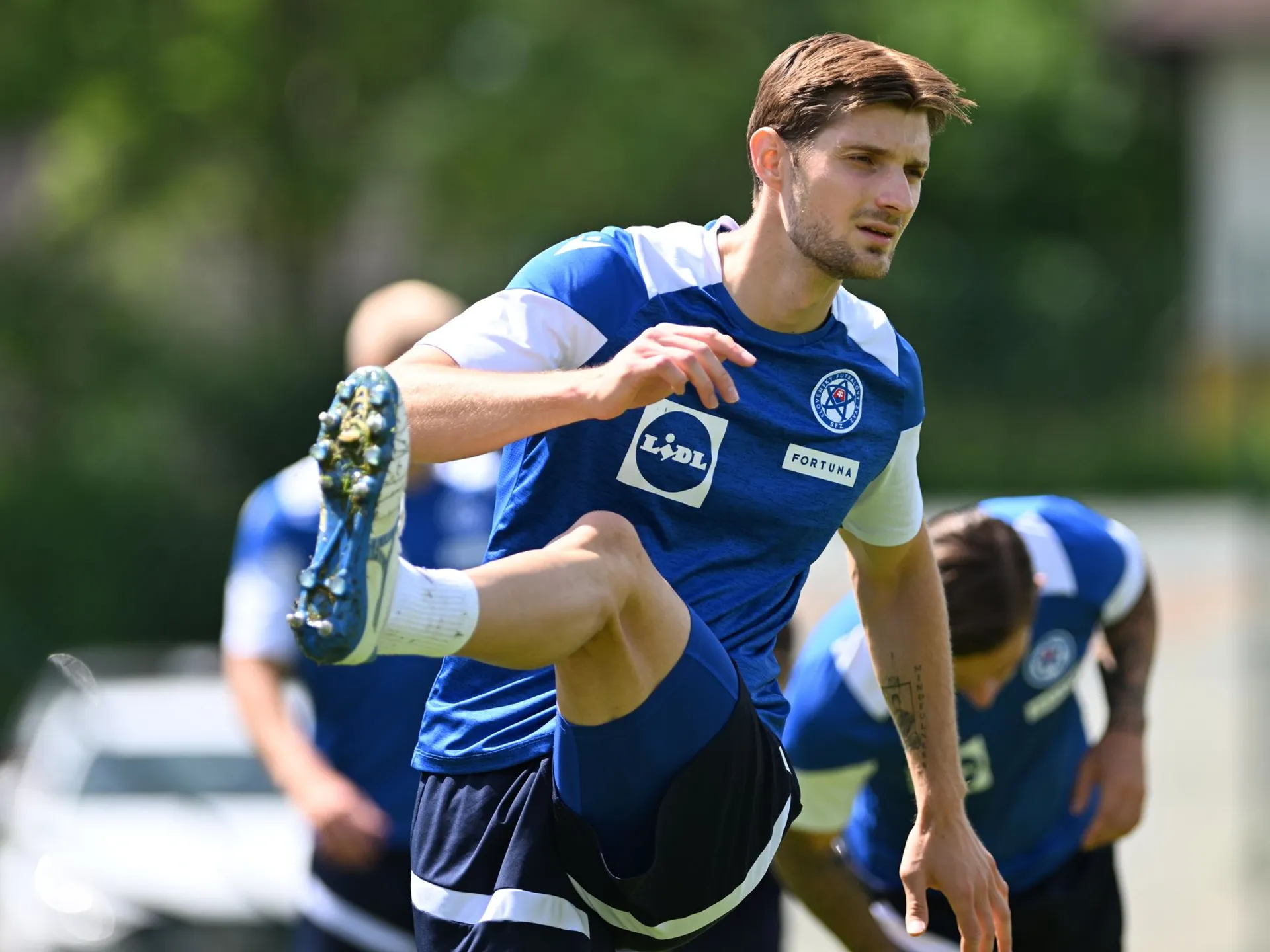 Obranca Sebastian Kóša na tréningu reprezentačnej dvadsaťjednotky vo Windischgarstene (2.6.2025)