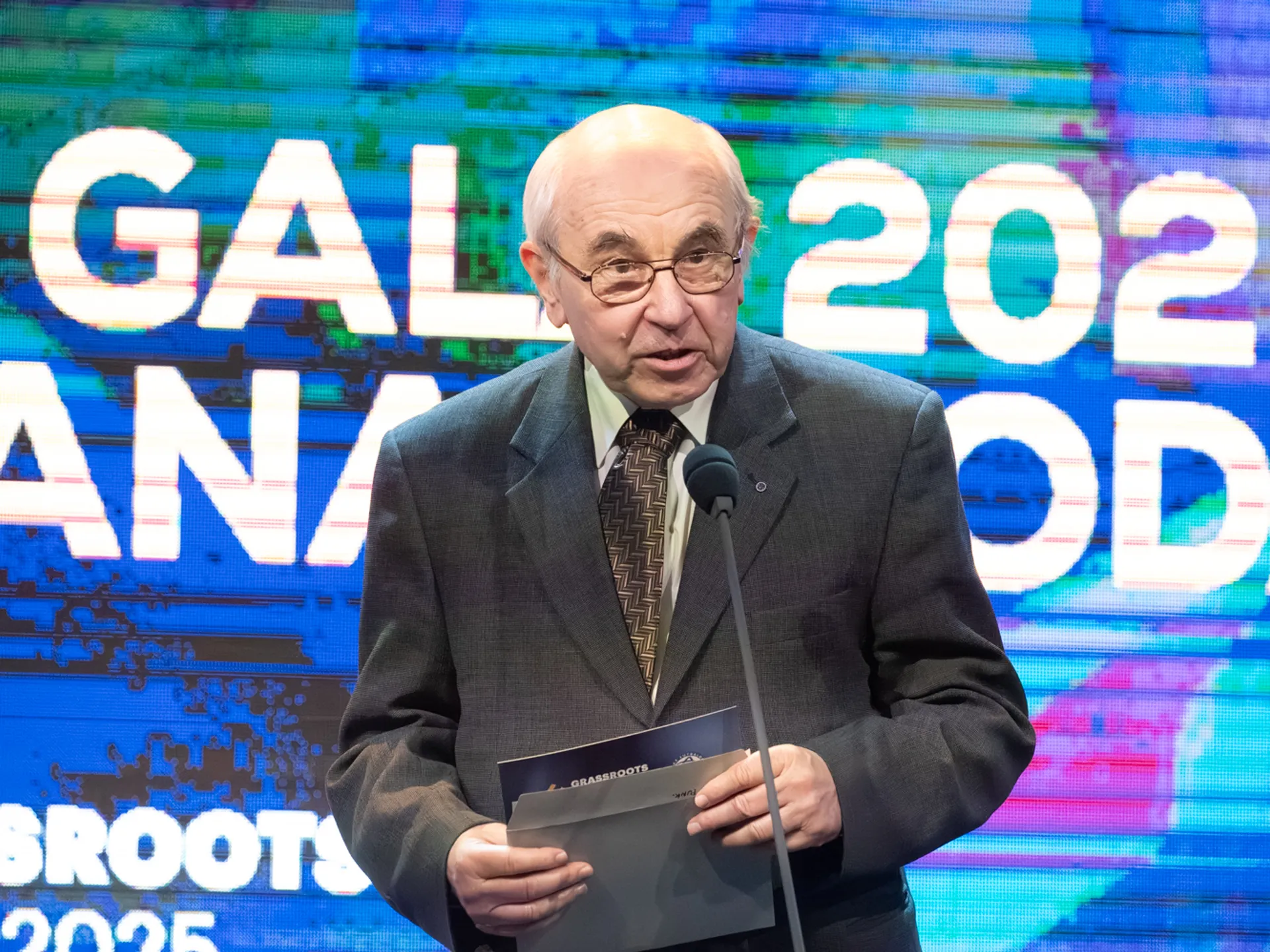 GRASSROOTS GALA –  Cena fair play MUDr. Ivana Chodáka pre Vladimíra Gombára a Štefana Kridlu