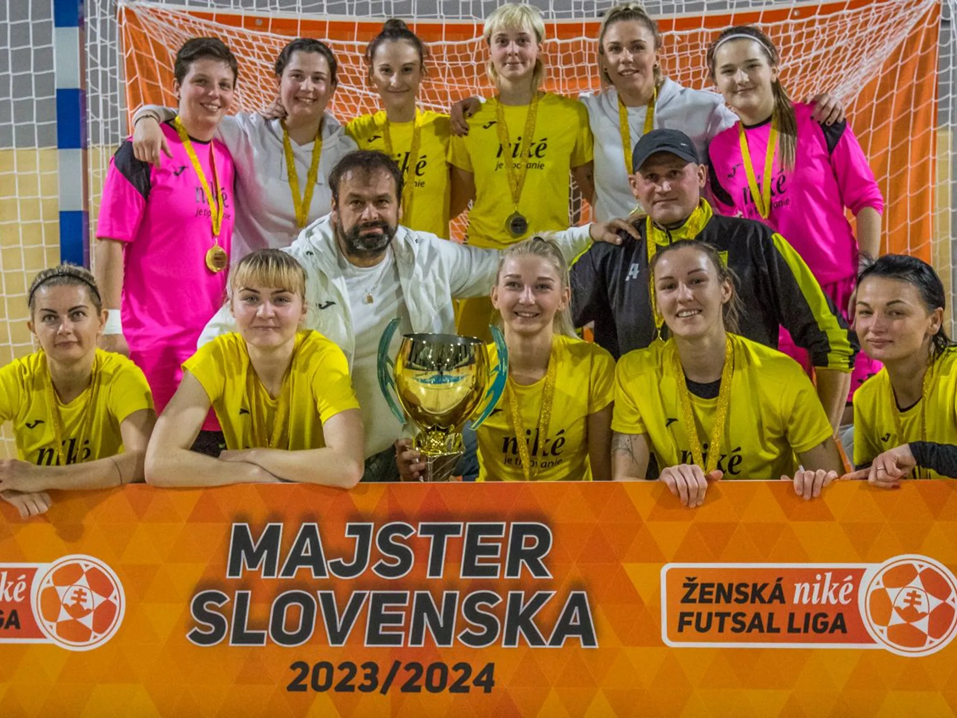 FINAL FOUR: Majstrom Ženskej extraligy Makroteam Žilina, najlepšou hráčkou Majtényiová z Prievidze