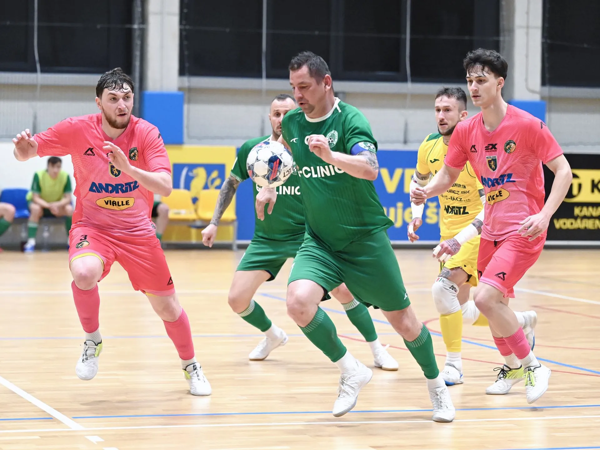 PLAY-OFF: Statočný Prešov vo Vranove zničil Levice, obhajca z Lučenca krok od finále