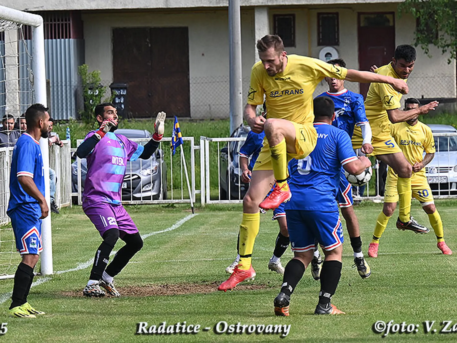 PÄŤ MINÚT AKO VEČNOSŤ