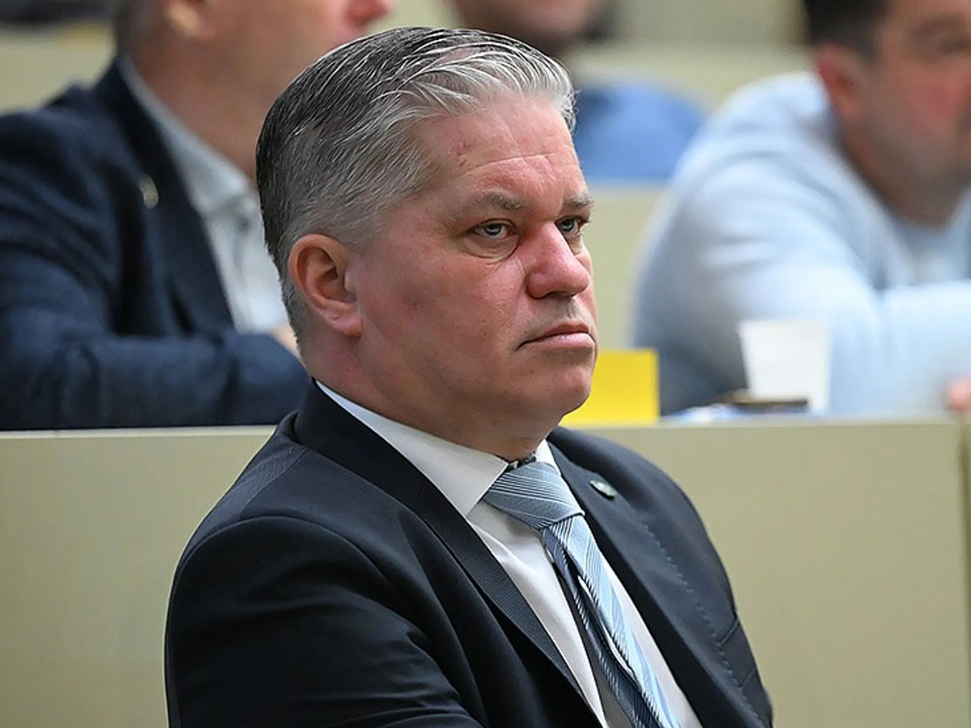 ÚVODNÝ ROZHOVOR M. BENKA 