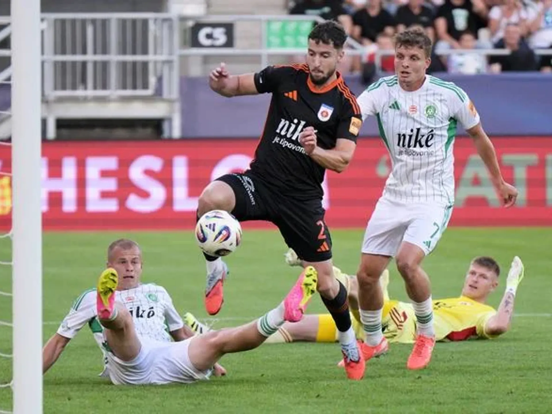 SÚŤAŽ O VSTUPENKY NA RUŽOMBEROK