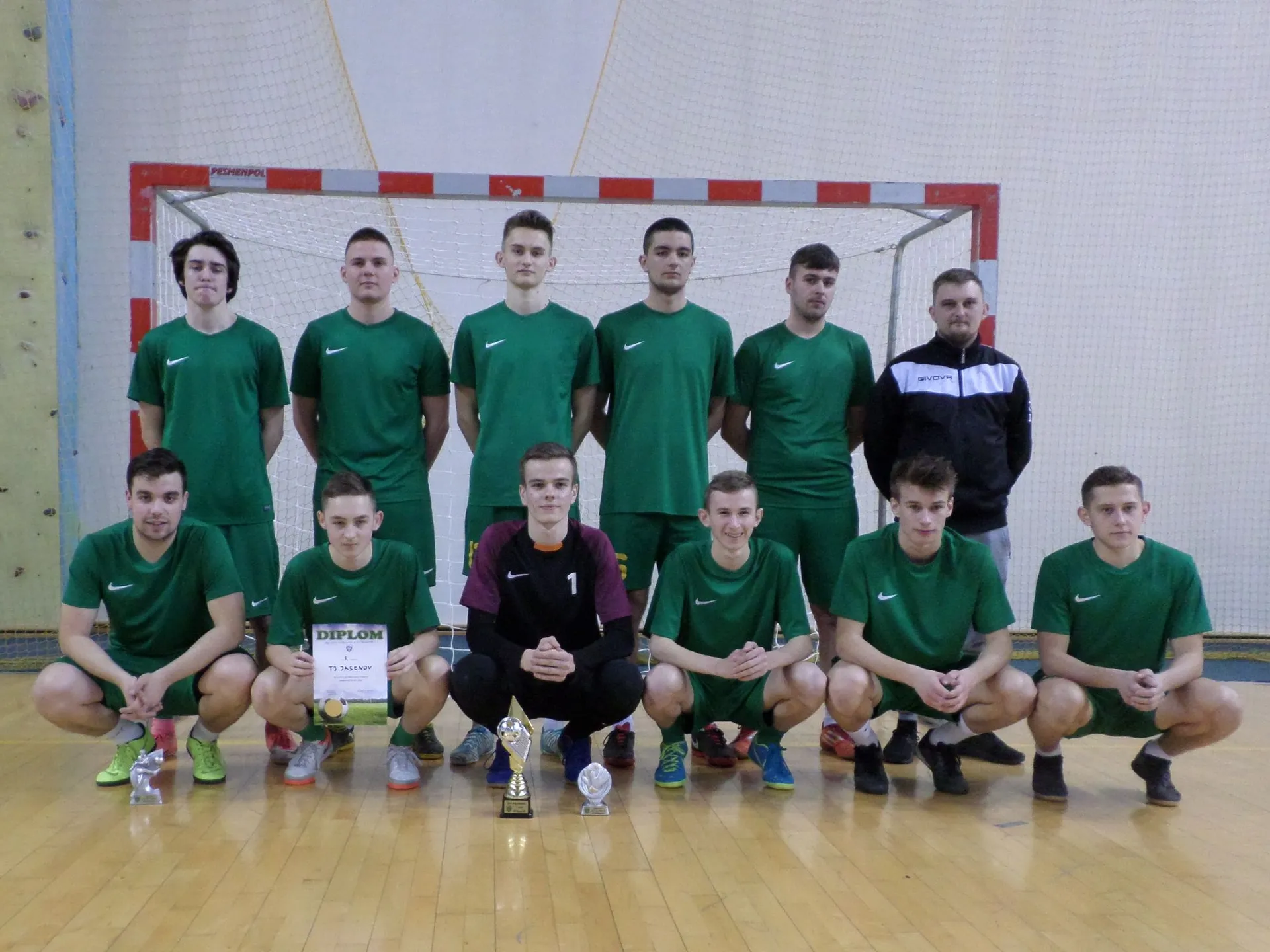 HALOVÝ TURNAJ OBFZ HUMENNÉ – DORAST U19