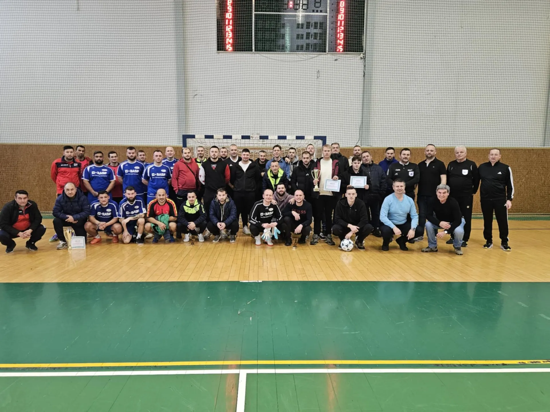 Víťazstvo v 18. ročníku „Turnaja ObFZ Michalovce družstiev mužov FO a FK v halovom futbale“ pre sezónu 2025/2026 obhájilo družstvo TJ Dr. Petrovce n/L