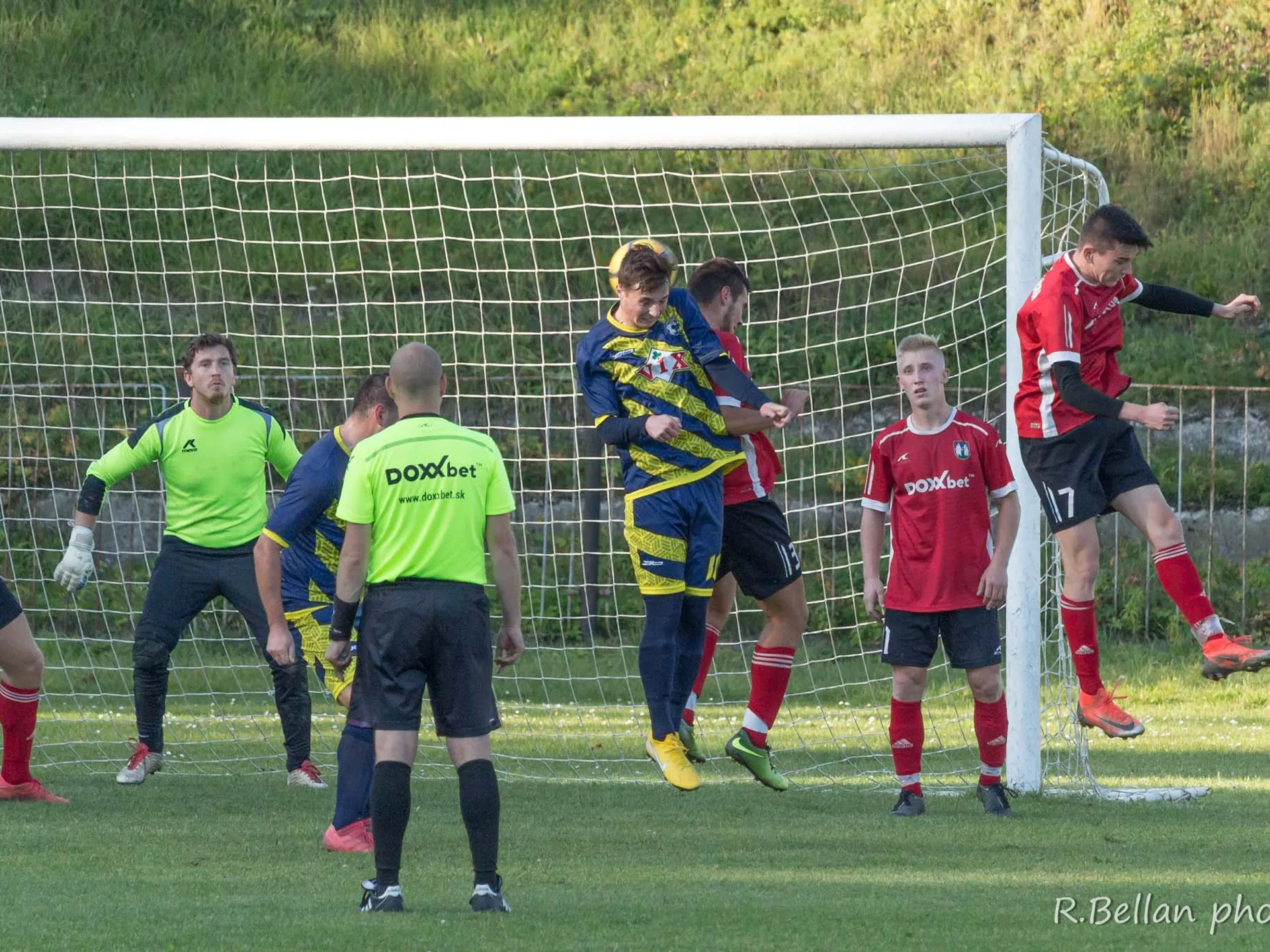 Fotogaléria zo zápasu ŠK Cementáreň Lietavská Lúčka - TJ Horný Hričov