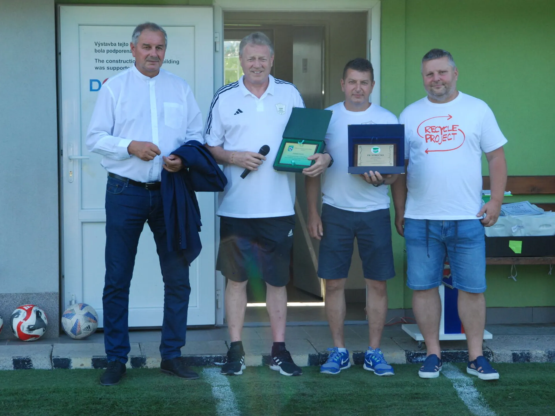 Futbalové Strečno oslávilo storočnicu vo veľkom štýle