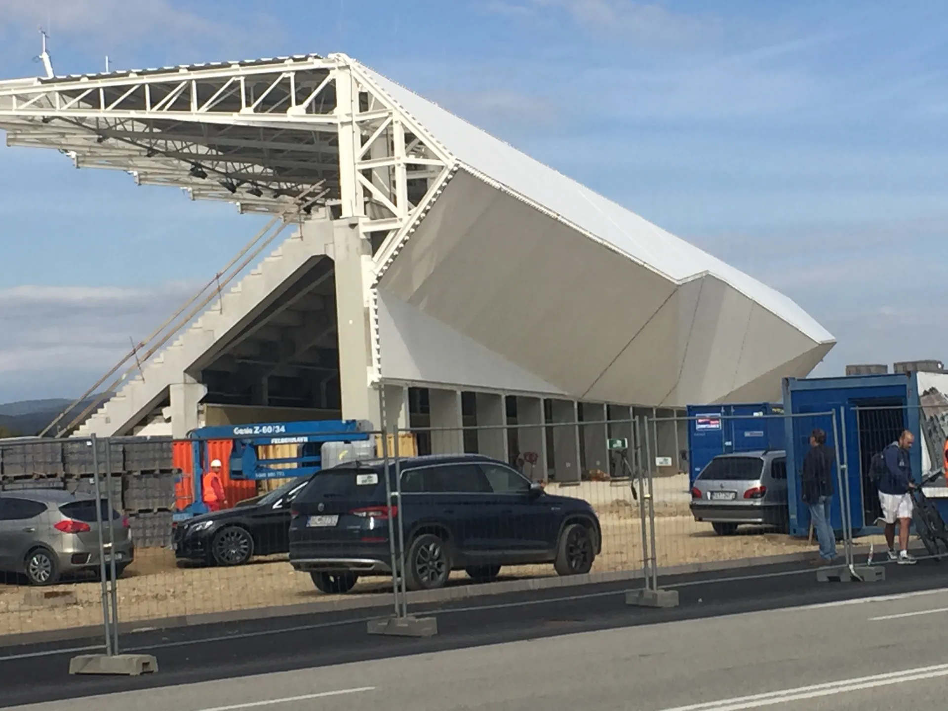 Plachty dodávajú špecifický ráz