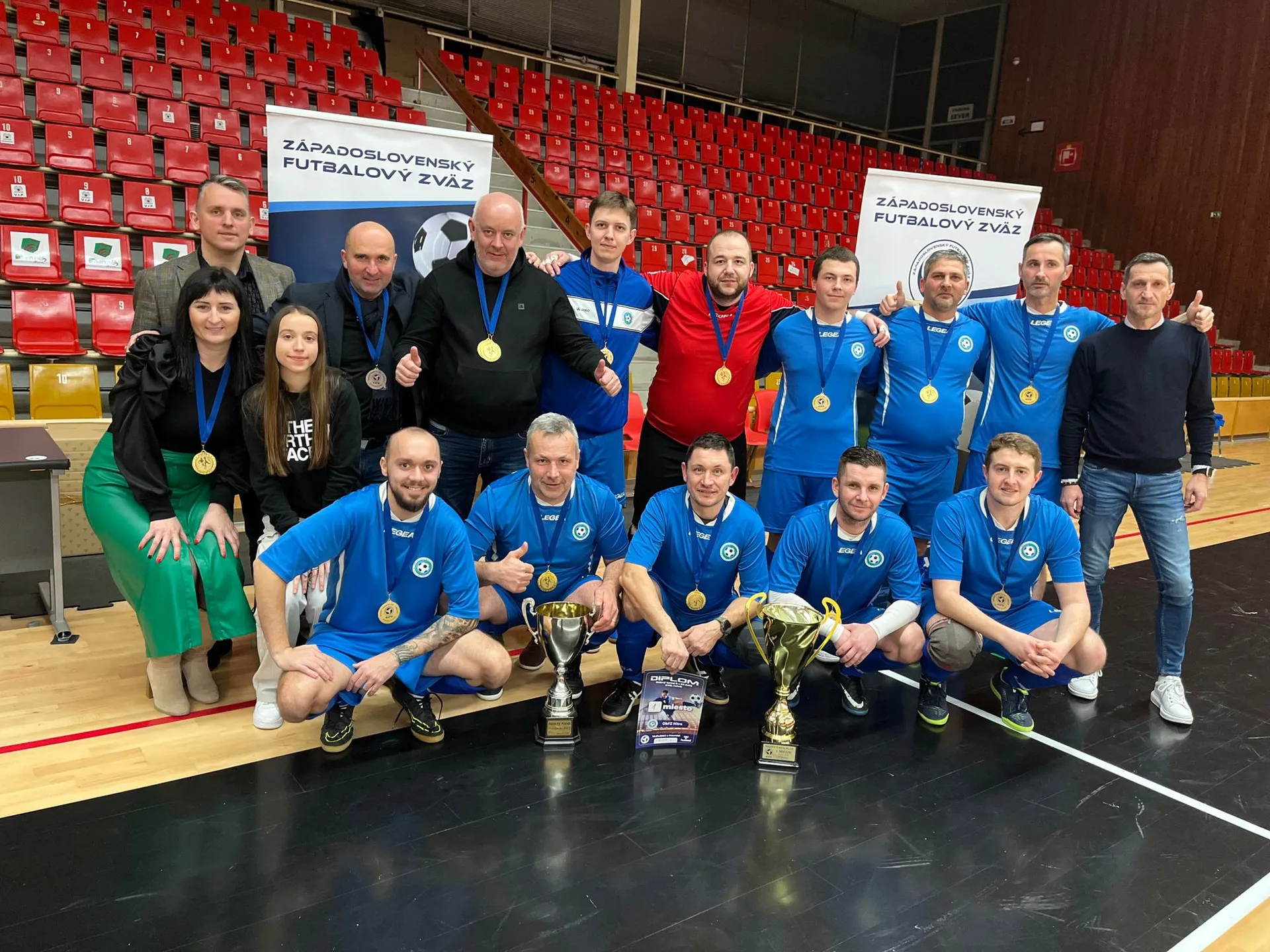 Majstrovskí rozhodcovia ObFZ Nitra.