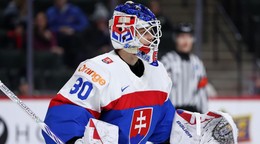 Alan Lenďák v slovenskom drese počas juniorského šampionátu. 