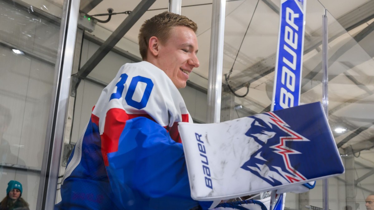 Slovenský brankár Adam Gajan