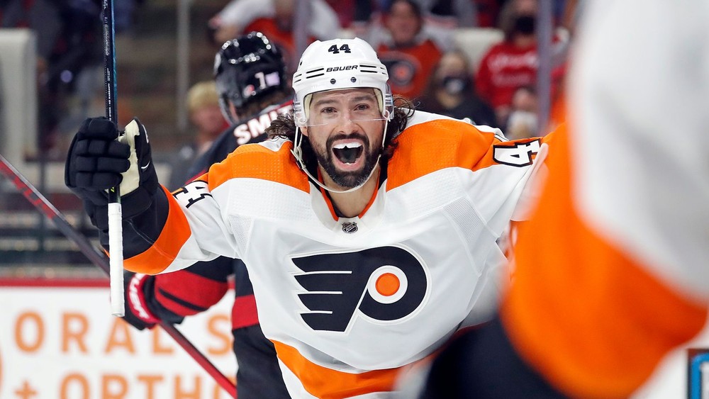 Nate Thompson Announces Retirement From NHL After 15 Seasons, Thanks Fans for Support